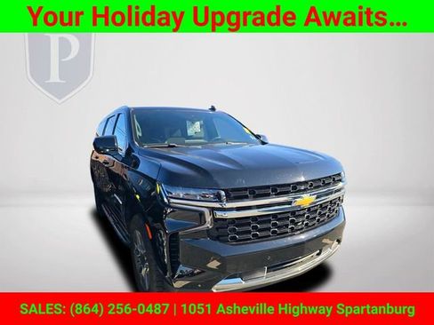Used 2023 Chevrolet Suburban LS image 2