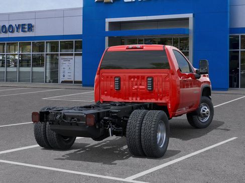 New 2026 Chevrolet Silverado 3500 W/T w/ WT Convenience Package AWD/4WD image 4
