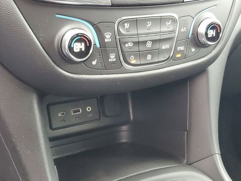 Certified 2024 Chevrolet Equinox LT image 19