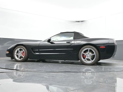 Used 2003 Chevrolet Corvette Convertible w/ Preferred Equipment Group1 image 54