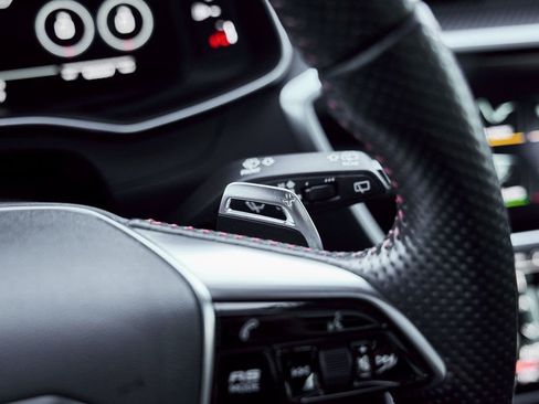 Used 2021 Audi RS 6 w/ Executive Package image 68