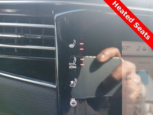 Used 2023 Jeep Wagoneer Series III w/ Premium Group I image 28