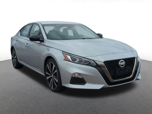 Used 2022 Nissan Altima 2.5 SR image 8
