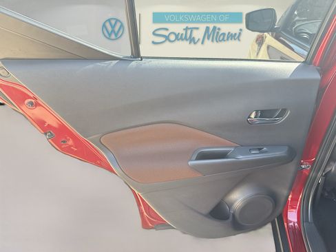 Used 2021 Nissan Kicks SR FWD image 24
