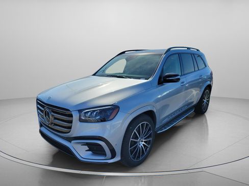 New 2026 Mercedes-Benz GLS 450 4MATIC image 2