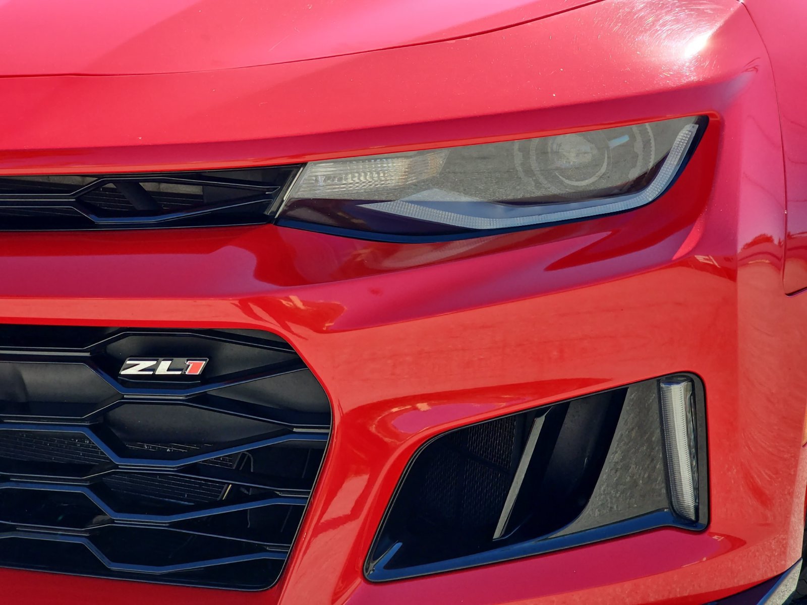 Used 2019 Chevrolet Camaro ZL1 RWD image 33