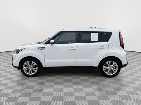 Used 2016 Kia Soul + FWD image 5