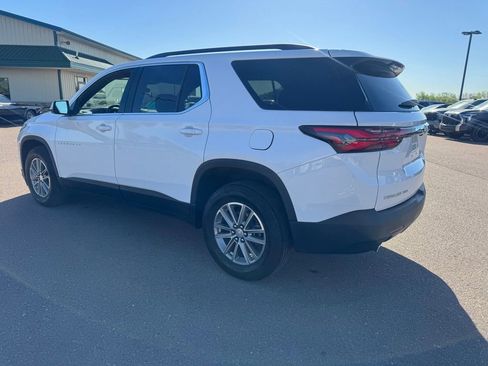 Used 2023 Chevrolet Traverse LT AWD/4WD image 12