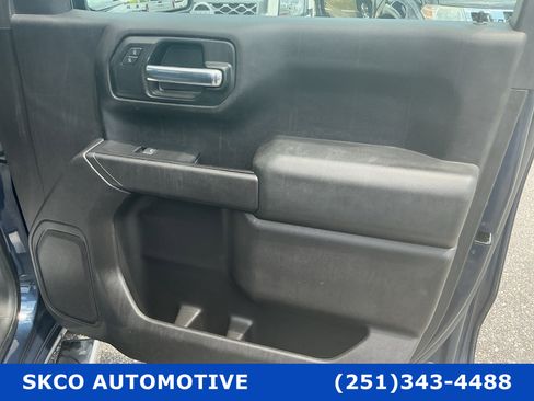 Used 2020 GMC Sierra 1500 2WD Crew Cab w/ Sierra Value Package image 12