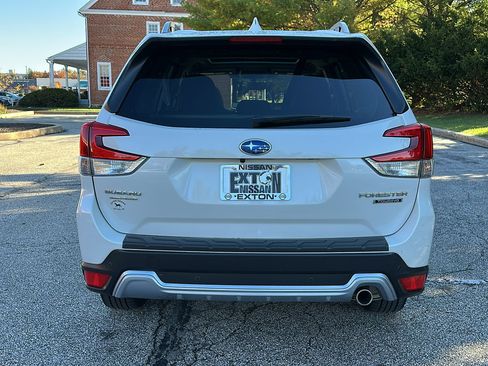Used 2023 Subaru Forester Touring w/ Popular Package #2 image 6