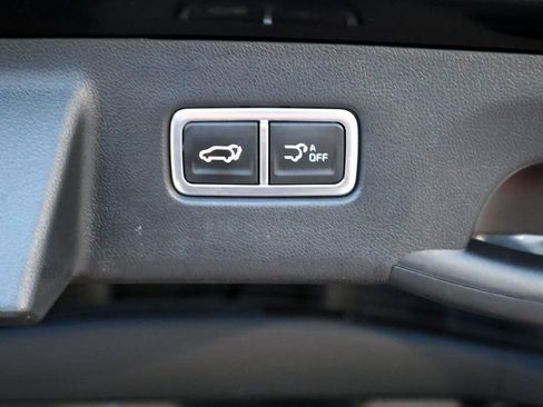 Used 2025 Kia Sorento SX Prestige AWD/4WD image 12