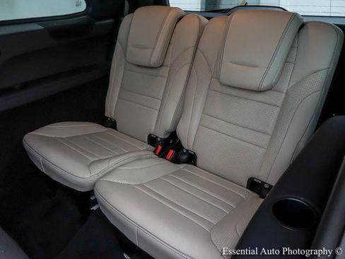 Used 2018 Mercedes-Benz GLS 63 AMG 4MATIC image 16