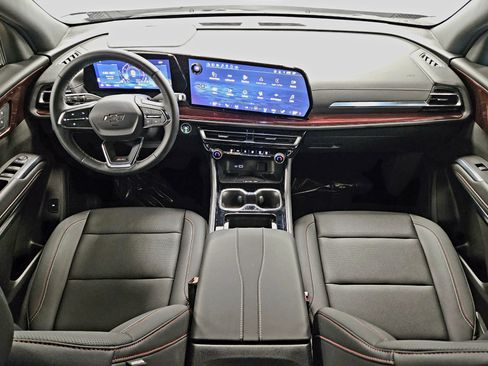 Used 2025 Chevrolet Traverse Z71 w/ Driver Confidence Package image 13