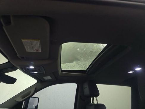 Used 2022 GMC Sierra 2500 Denali w/ Denali Black Diamond Edition image 14