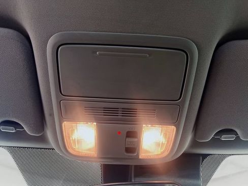 Used 2024 Honda Ridgeline Sport image 20