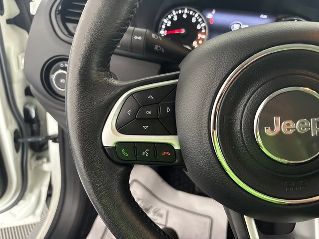 Used 2023 Jeep Renegade Altitude w/ Convenience Group I AWD/4WD image 11