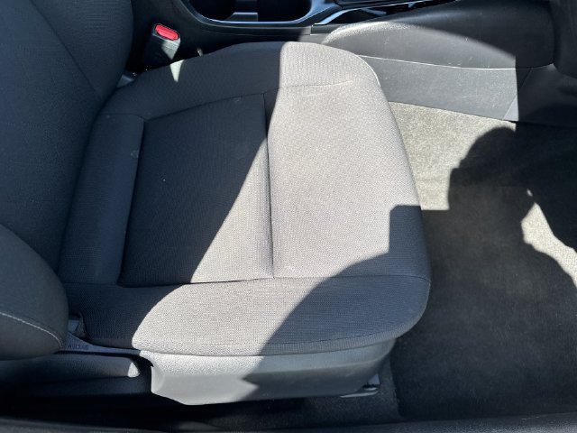 Used 2024 Toyota Corolla LE FWD image 29