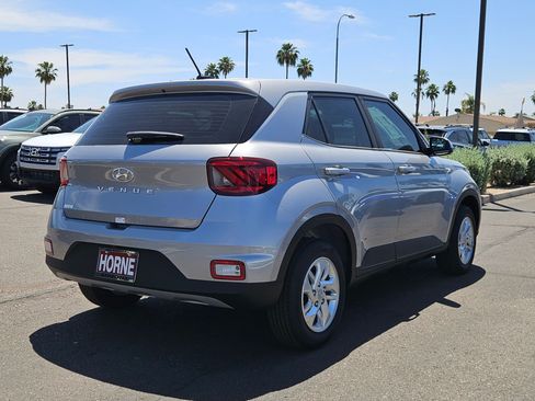 Certified 2026 Hyundai Venue SEL FWD image 3