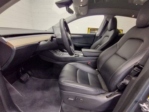 Used 2023 Tesla Model Y Long Range image 22