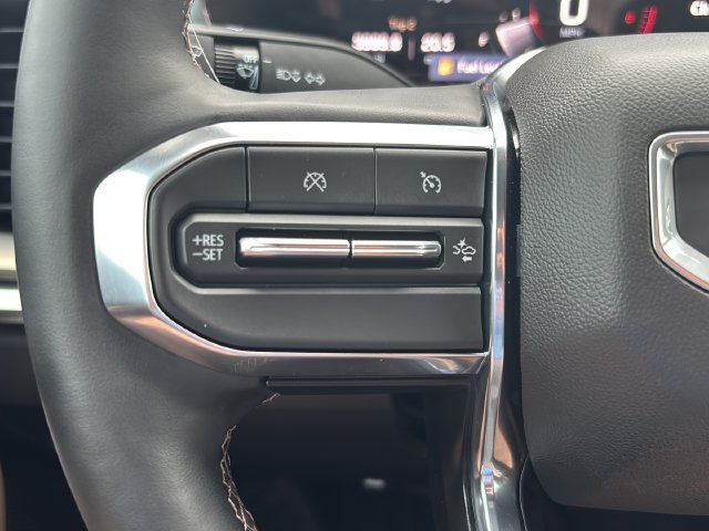 Used 2025 GMC Canyon Denali AWD/4WD image 18