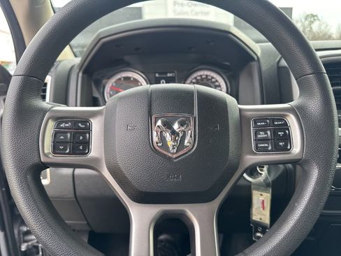 Used 2024 RAM 1500 Classic SLT image 11