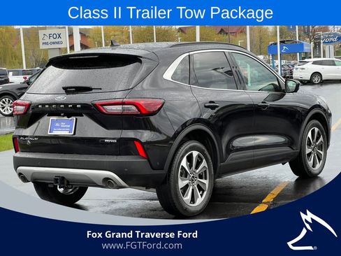 Certified 2023 Ford Escape Platinum w/ Premium Technology Package AWD/4WD image 8