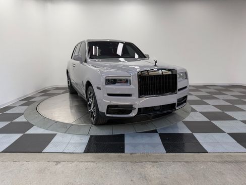 Used 2024 Rolls-Royce Cullinan Black Badge w/ Driver's Package AWD/4WD image 3