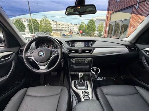 Used 2015 BMW X1 sDrive28i RWD image 24