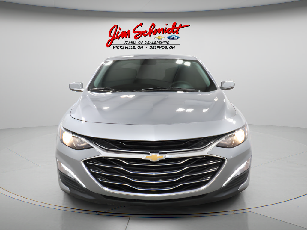 Used 2024 Chevrolet Malibu LT FWD image 3