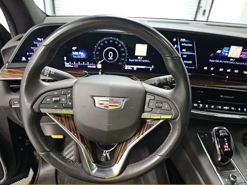 Used 2023 Cadillac Escalade ESV Premium Luxury image 47