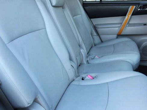 Used 2008 Toyota Highlander Limited image 17