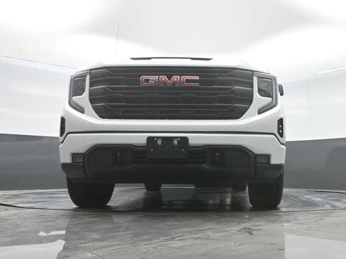 New 2026 GMC Sierra 1500 Elevation image 22