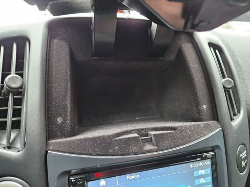 Used 2014 Nissan 370Z Coupe image 9