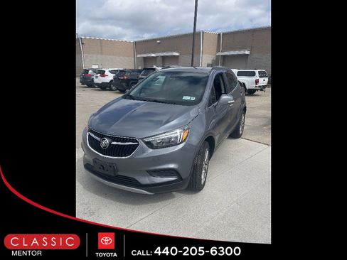 Used 2019 Buick Encore Preferred image 2