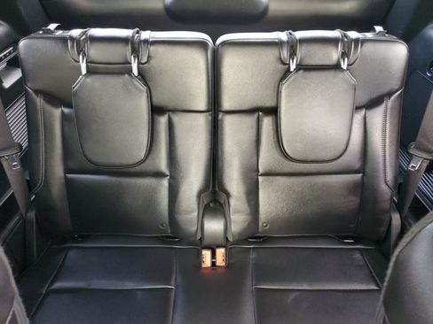 Used 2023 Ford Explorer Limited w/ Limited Technology Package image 16