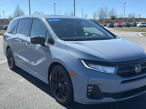 Used 2025 Honda Odyssey Sport-L image 1