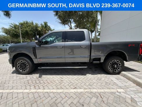 Used 2025 Ford F250 Platinum AWD/4WD image 5