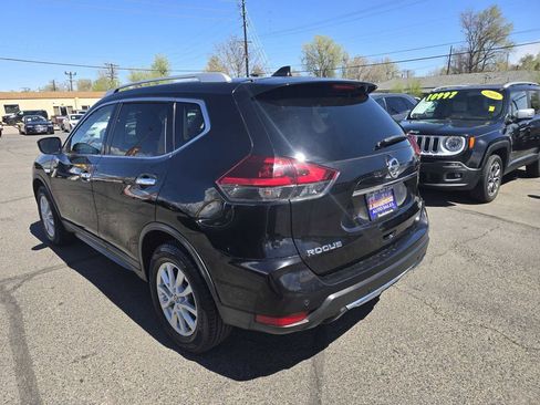 Used 2020 Nissan Rogue SV AWD/4WD image 11
