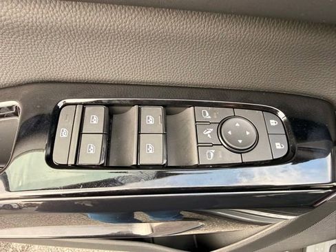 New 2026 Nissan Pathfinder Platinum w/ Cargo Package image 11