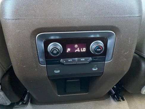 Used 2022 Chevrolet Tahoe LT AWD/4WD image 26