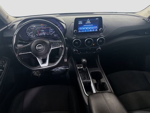 Used 2022 Nissan Sentra SV image 17