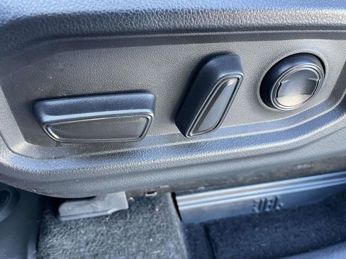 Used 2023 Toyota Sequoia Limited image 14