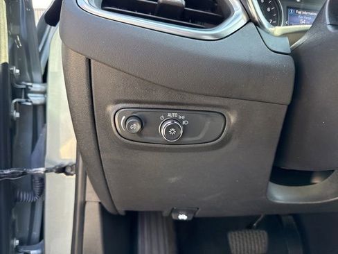 Used 2024 Chevrolet Equinox LT image 14