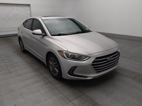 Used 2018 Hyundai Elantra Value Edition FWD image 13