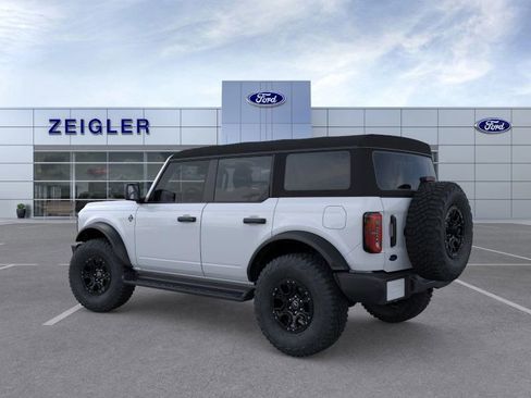 New 2026 Ford Bronco Outer Banks w/ Sasquatch Package image 4