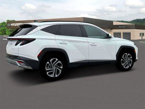 New 2025 Hyundai Tucson Limited image 8