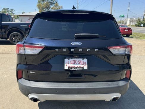 Used 2021 Ford Escape SE image 6