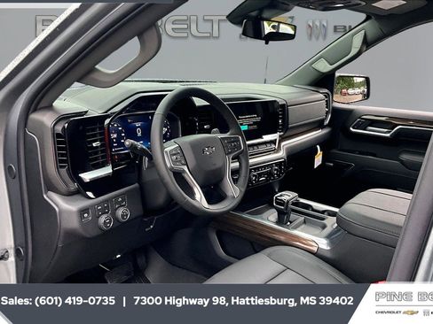 New 2026 Chevrolet Silverado 1500 RST w/ Convenience Package II AWD/4WD image 13