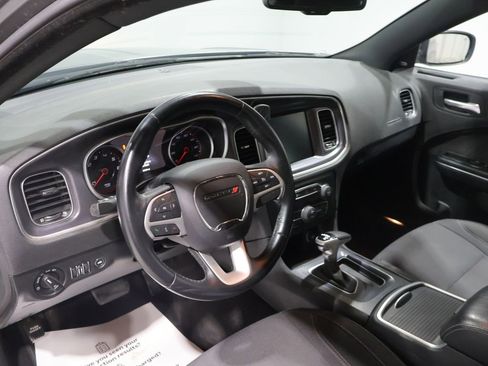 Used 2016 Dodge Charger SXT AWD/4WD image 15