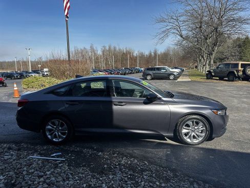 Used 2020 Honda Accord LX image 9